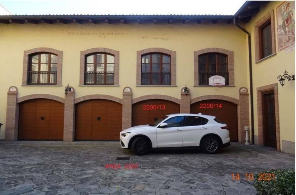 5 bedrooms Apartment in Mede, Italy No. 381355