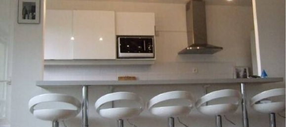 1 bedroom Apartment in Paris, France No. 145516 3