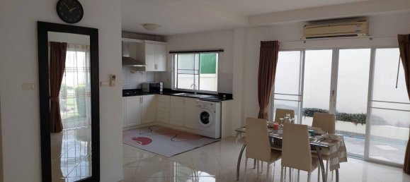 3 bedrooms House in Chon Buri, Thailand No. 26678 5