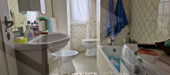 Apartamento de 3 habitaciónes en Ciampino, Italy No. 18506 10