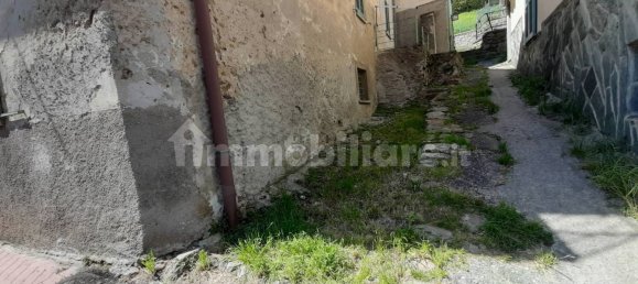 4 bedrooms House in Casargo, Italy No. 283825 17