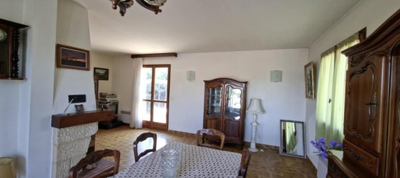 3 bedrooms Villa in Manosque, France No. 303899 9