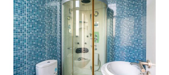 281m² Building in Lisbon, Portugal No. 122566 7