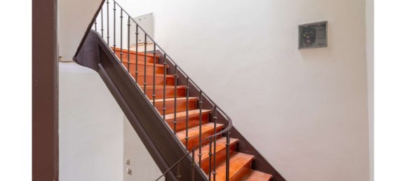 281m² Building in Lisbon, Portugal No. 122566 10