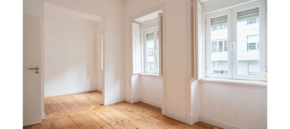 281m² Building in Lisbon, Portugal No. 122566 13