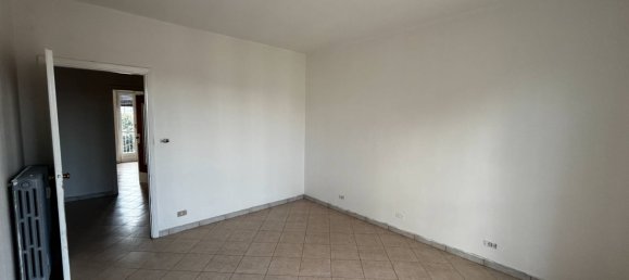 1 bedroom Apartment in Turin, Italy No. 328961 4