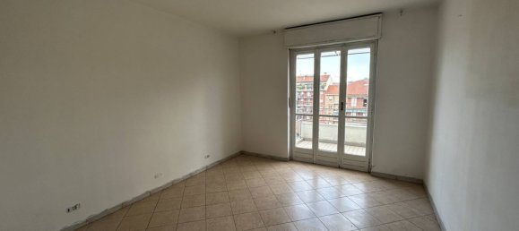 1 bedroom Apartment in Turin, Italy No. 328961 7