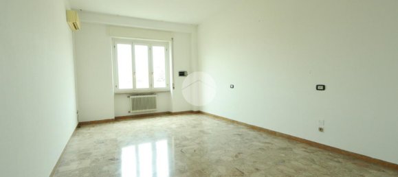 4غرفة شقة في Pescara, Italy رقم 137384 13