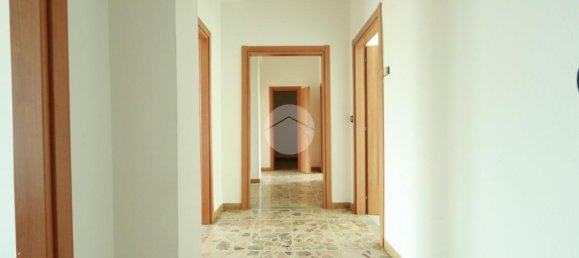 4غرفة شقة في Pescara, Italy رقم 137384 6