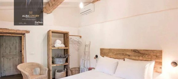 6 bedrooms Villa in Arezzo, Italy No. 516 11