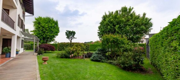 9 rooms Villa in Castellamonte, Italy No. 84561 2