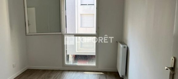 2 bedrooms Apartment in Livry-Gargan, France No. 314985 4