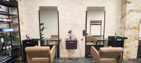  عقار تجاري في Torrevieja, Spain 80متر مربع رقم 150705 9