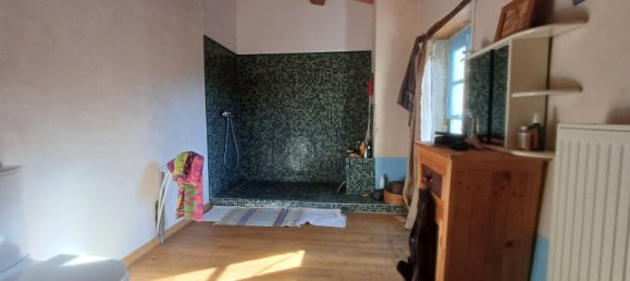 3 bedrooms House in Tusson, France No. 95945 7