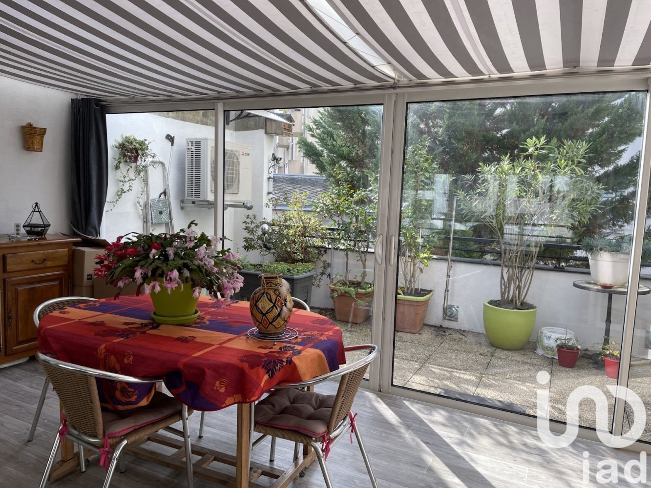 4 rooms Apartment in Tours, France No. 157501