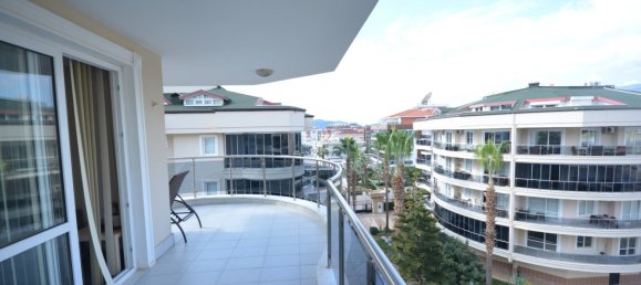 Penthouse 3+1 in Oba, Turkey No. 14674 5