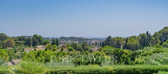 6 bedrooms House in Mougins, France No. 346890 11