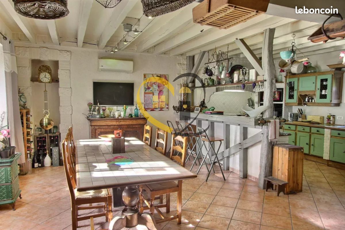 7 bedrooms House in Henrichemont, France No. 157180