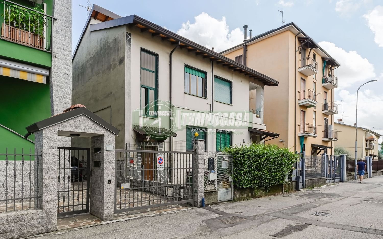 3غرفة منزل ذو طابقين في Vignate, Italy رقم 339074