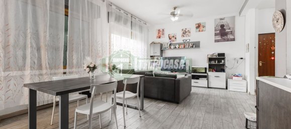 3غرفة منزل ذو طابقين في Vignate, Italy رقم 339074 5