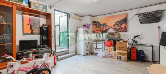 3غرفة منزل ذو طابقين في Vignate, Italy رقم 339074 8