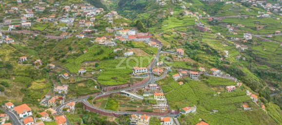 885m² Land in Camara de Lobos, Portugal No. 75350 4