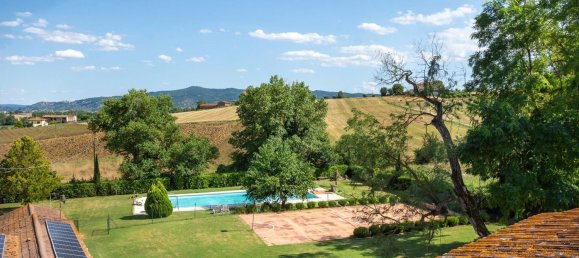 27 rooms House in Castiglione del Lago, Italy No. 54324 47