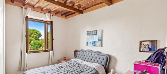 27 rooms House in Castiglione del Lago, Italy No. 54324 15