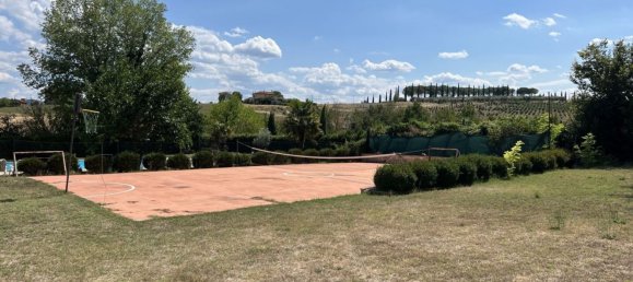 27 rooms House in Castiglione del Lago, Italy No. 54324 29