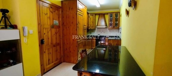 3 chambres Appartement à Saint Paul's Bay, Malta No. 2082 4