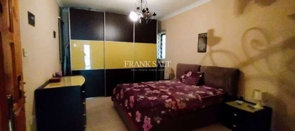 3 chambres Appartement à Saint Paul's Bay, Malta No. 2082 8