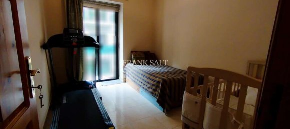 3 chambres Appartement à Saint Paul's Bay, Malta No. 2082 13