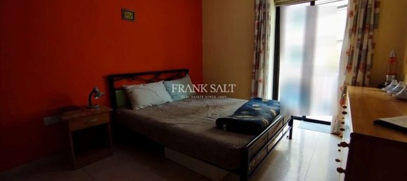 3 chambres Appartement à Saint Paul's Bay, Malta No. 2082 12