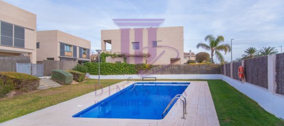 2 bedrooms Townhouse in Vilafortuny, Spain No. 3107 2