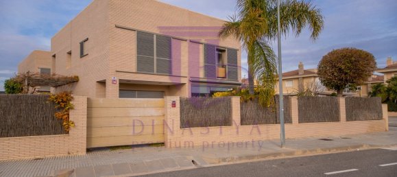 2 bedrooms Townhouse in Vilafortuny, Spain No. 3107 5