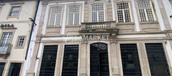 1220m² Building in Vila Real, Portugal No. 70809 9