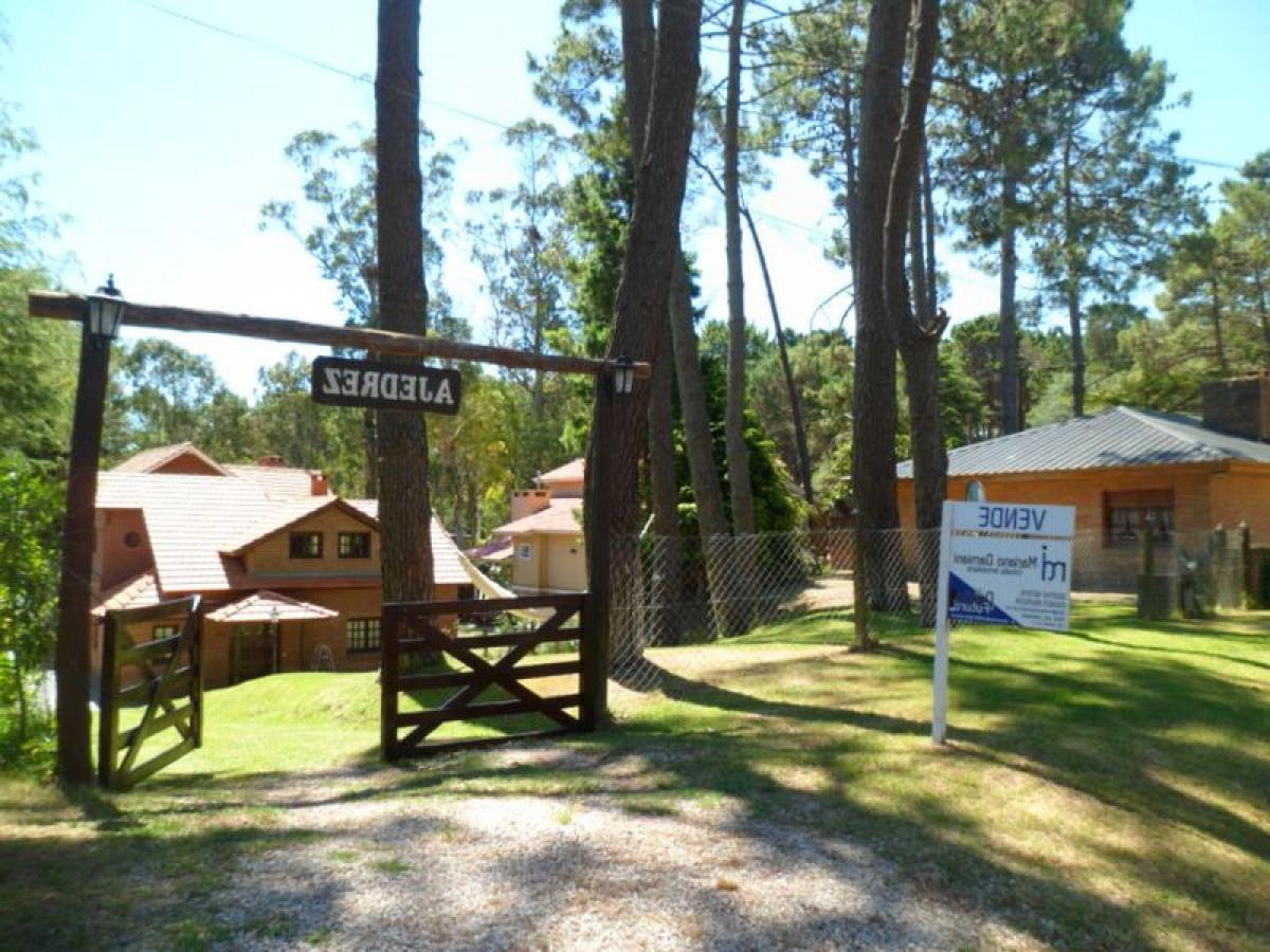 4 Schlafzimmer Haus in Mar del Plata, Argentina, Nr. 101078