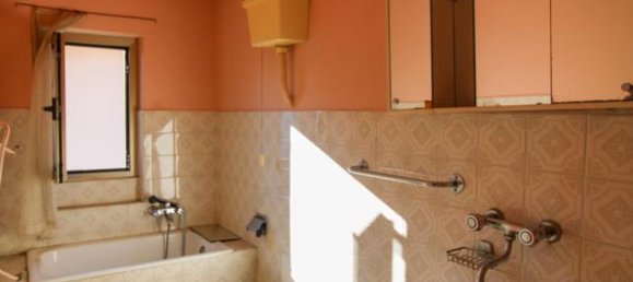 6 rooms House in San Nazzaro Val Cavargna, Italy No. 117137 7