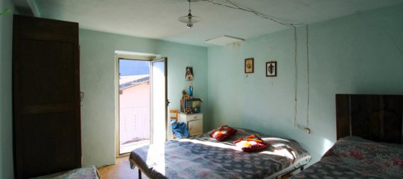 6 rooms House in San Nazzaro Val Cavargna, Italy No. 117137 12