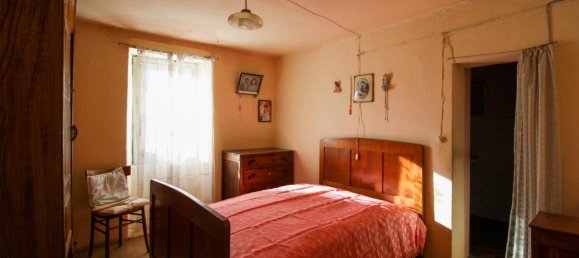 6 rooms House in San Nazzaro Val Cavargna, Italy No. 117137 5
