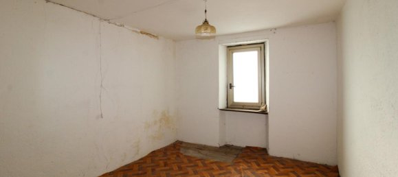 6 rooms House in San Nazzaro Val Cavargna, Italy No. 117137 9