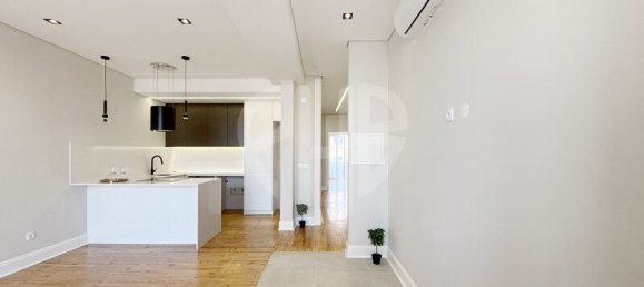 3 bedrooms Apartment in Lisbon, Portugal No. 202704 3