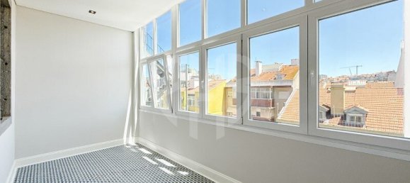 3 bedrooms Apartment in Lisbon, Portugal No. 202704 21