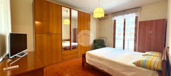 1 bedroom Apartment in Rome, Italy No. 273415 6