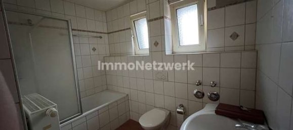 Apartamento de 4 dormitorios en Oberhausen, Germany No. 38426 12