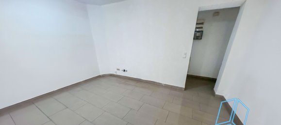 3 bedrooms Apartment in Cornella De Llobregat, Spain No. 140739 3