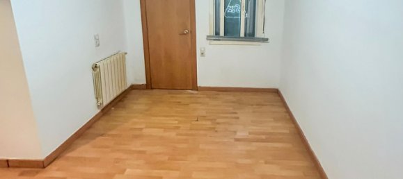 3 bedrooms Apartment in Cornella De Llobregat, Spain No. 140739 7