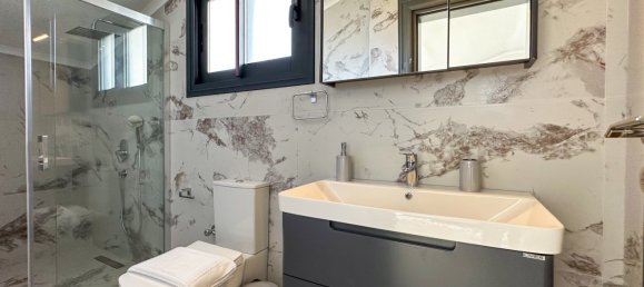 Villa 4+1 à Fethiye, Turkey No. 15729 17