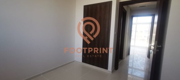 4 bedrooms Villa in Dubai, UAE No. 23727 8