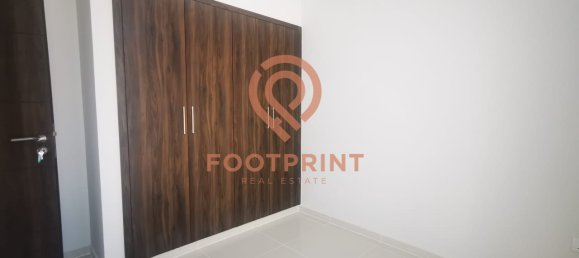 4 bedrooms Villa in Dubai, UAE No. 23727 7